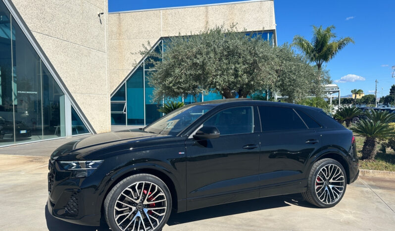 Audi Q8 50 tdi Sline possibilità noleggio no scoring pieno