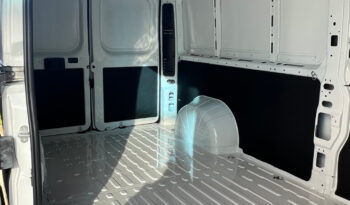 Peugeot Boxer 35 2.2 BlueHDi 140 S&S PLM-TM pieno