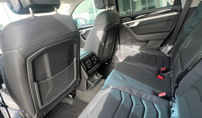 Volkswagen Touareg 3.0 V6 TSI eHybrid Elegance Super Offerta T-Stock pieno