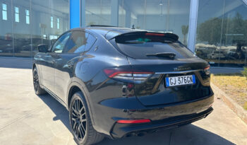 Maserati Levante GT 330cv Anticipo €19.900 noleggio no scoring pieno