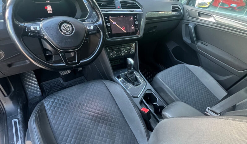 Volkswagen Tiguan 2.0 TDI SCR DSG Business BlueMotion Technology pieno
