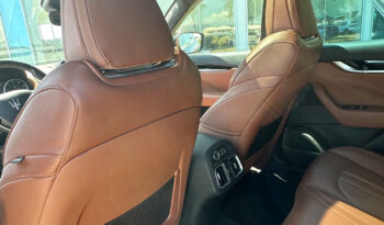 Maserati Levante GT 330cv Anticipo €19.900 noleggio no scoring pieno