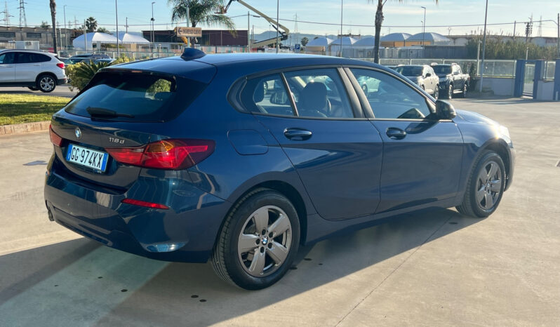 Bmw 116d advantage pieno