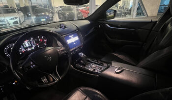 Maserati Levante V6 GranSport Q4 275 CV Anticipo €9.900 Noleggio No scoring pieno