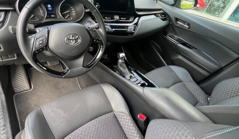 Toyota C-HR 1.8 Hybrid E-CVT Trend pieno