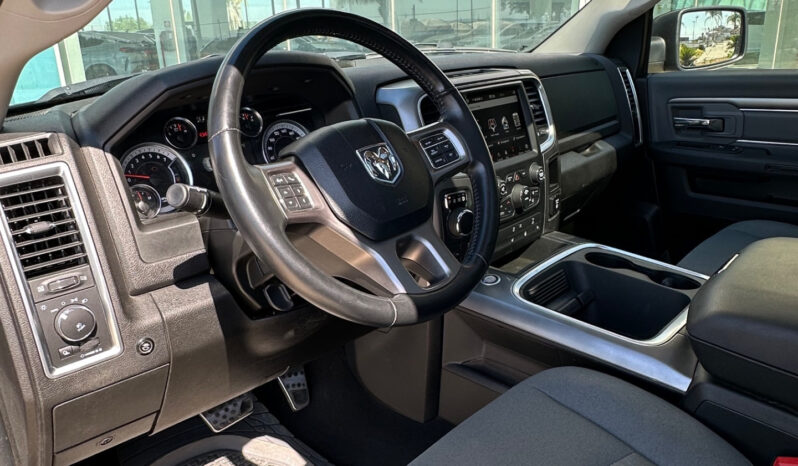 Dodge RAM V8 Diamond Anticipo €13.900 noleggio no scoring pieno