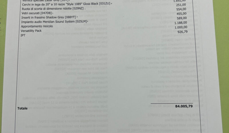 Land Rover Range Velar 2.0D I4 204 CV S Anticipo €14.900 Proponiamo noleggio no scoring pieno