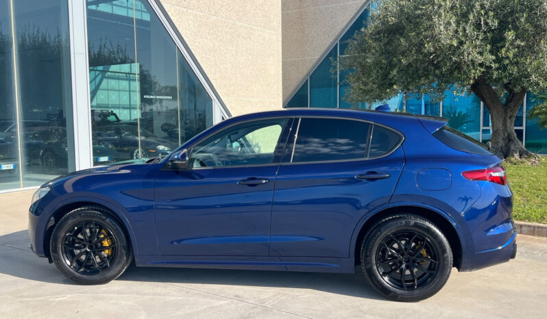 Alfa Romeo Stelvio 2.2 Turbodiesel 180 CV AT8 RWD Super pieno