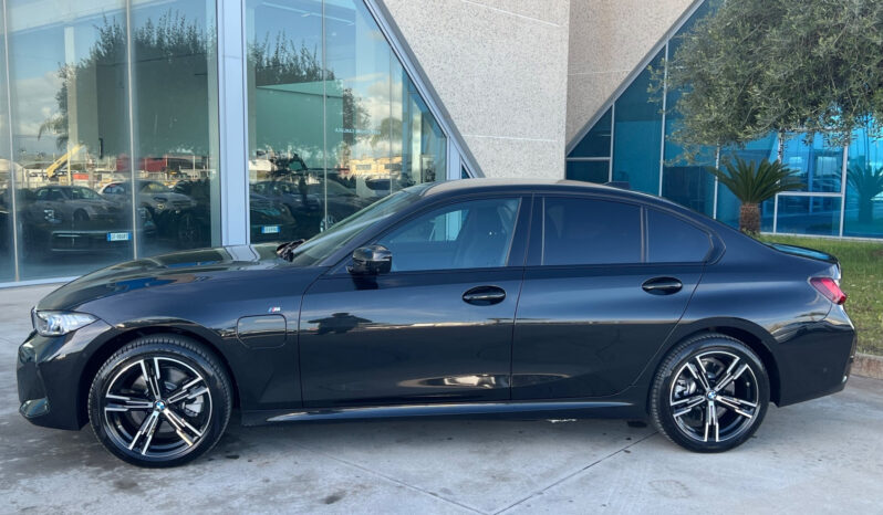 Bmw 330e Msport possibilità noleggio no scoring pieno