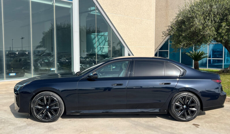 Bmw 740d xDrive Msport Pro possibilità noleggio no scoring pieno