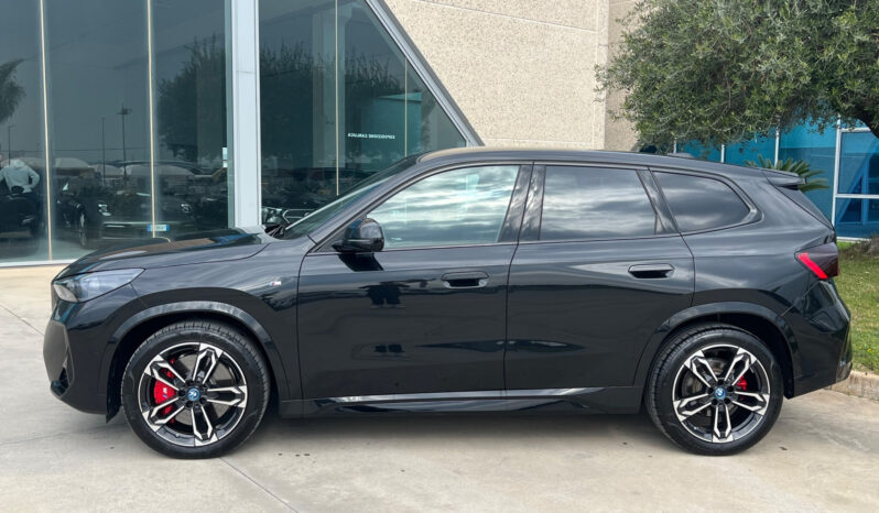 Bmw IX1 eDrive 20 Msport Pro possibilità noleggio no scoring pieno