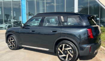 Mini Cooper D Countryman Favoured Possibilià noleggio no scoring pieno