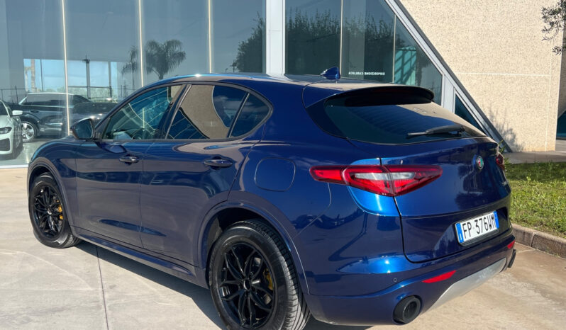 Alfa Romeo Stelvio 2.2 Turbodiesel 180 CV AT8 RWD Super pieno