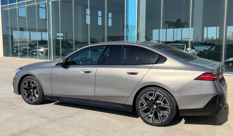 Bmw 520d 48V sDrive Msport possibilità noleggio no scoring pieno
