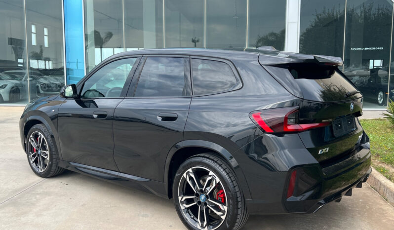 Bmw IX1 eDrive 20 Msport Pro possibilità noleggio no scoring pieno