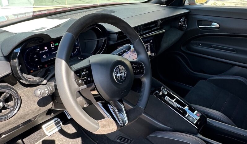 Alfa Romeo Junior 156 CV BEV Speciale AUTOCARRO N1 Anticipo €8.000 noleggio no scoring pieno