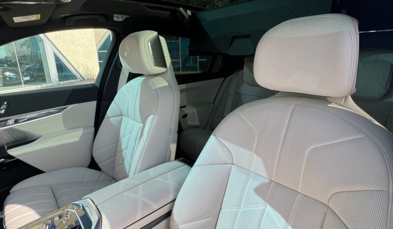 Bmw 740d xDrive Msport Pro possibilità noleggio no scoring pieno