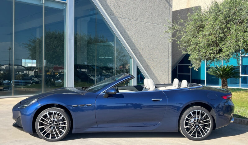 Maserati GranCabrio V6 490 CV AWD possibilità noleggio no scoring pieno