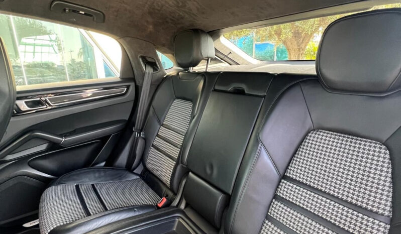 Porsche Cayenne 3.0 V6 Coupe tiptronic – possibilità noleggio no scoring pieno