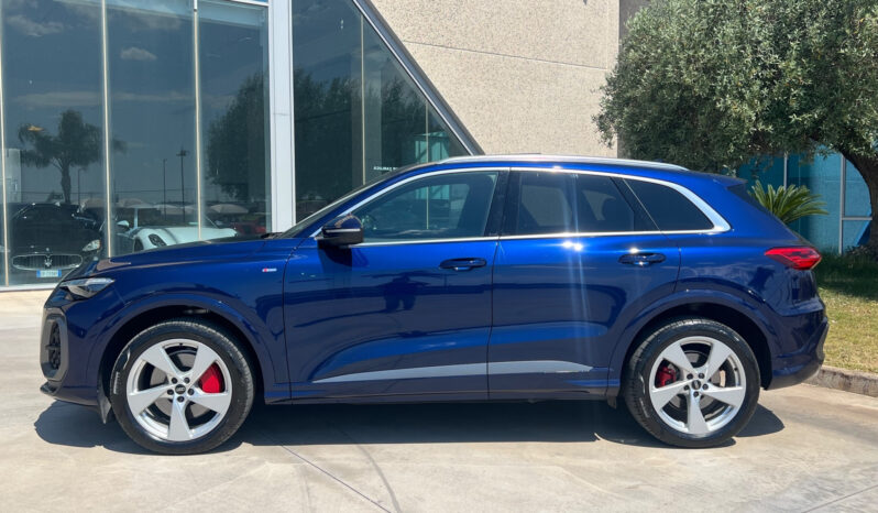 Audi Q5 TDI 150 kW mHEV+ S tronic quattro line edition pieno