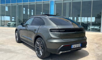 Porsche Macan EV 4 – possibilità noleggio no scoring pieno