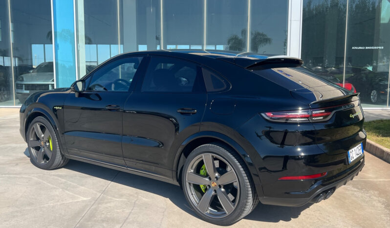 Porsche Cayenne Coupè 4.0 V8 Turbo S E-Hybrid pieno