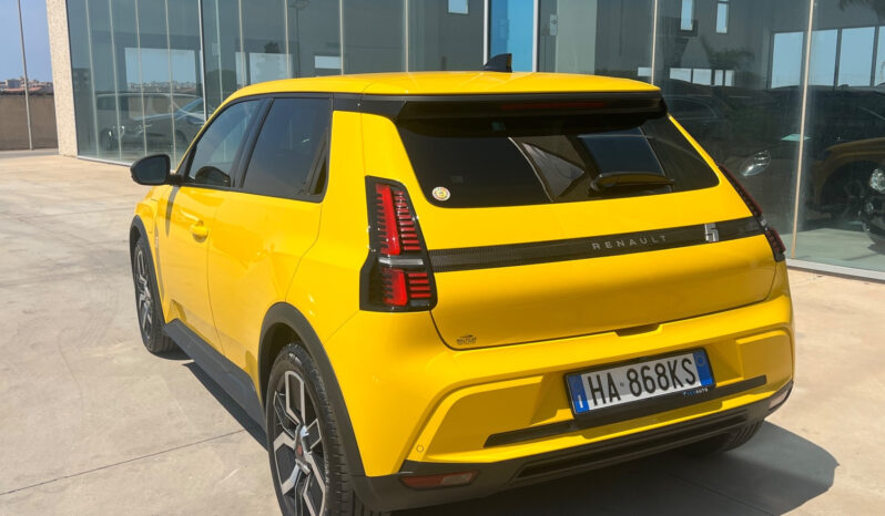 Renault 5 E-Tech Electric 120 CV Urban Range Techno – possibilità noleggio no scoring pieno