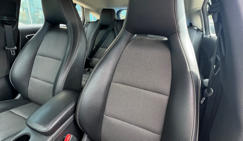 Mercedes-benz CLA 200 d S.W. Automatic Business pieno