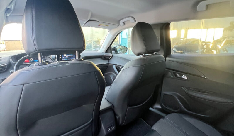 Peugeot 2008 PureTech 130CV S&S Allure Pack pieno