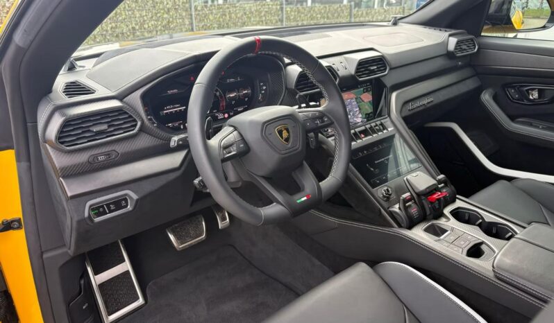 Lamborghini Urus 4.0 Performante – possibilità noleggio no scoring pieno