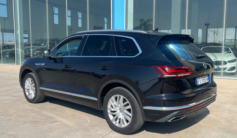 Volkswagen Touareg 3.0 V6 tdi Advanced R-Line Exterior 231cv tiptronic – SUPER OFFERTA T-STOCK pieno