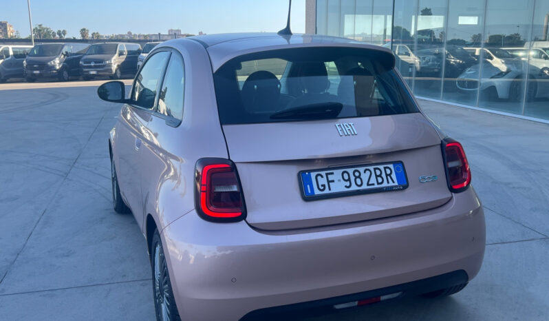 Fiat 500e Berlina 42 kWh Icon – possibilità noleggio no scoring pieno