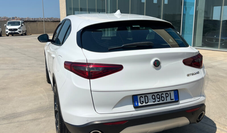 Alfa Romeo Stelvio 2.2 Turbodiesel 160 CV AT8 RWD Business pieno
