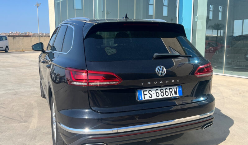 Volkswagen Touareg 3.0 V6 tdi Advanced R-Line Exterior 231cv tiptronic – SUPER OFFERTA T-STOCK pieno