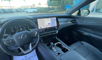 Lexus RX 450h Plug-in Hybrid Luxury pieno