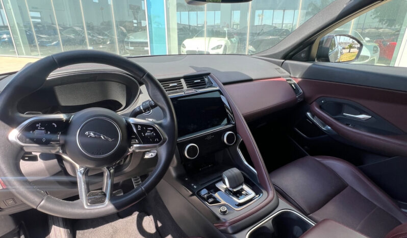 Jaguar E-Pace 2.0D I4 163 CV AWD R-Dynamic SE – ANTICIPO €8.800 noleggio no scoring pieno