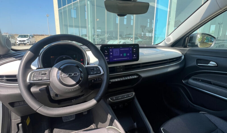 Fiat 600 Hybrid 100 CV DCT MHEV La Prima pieno