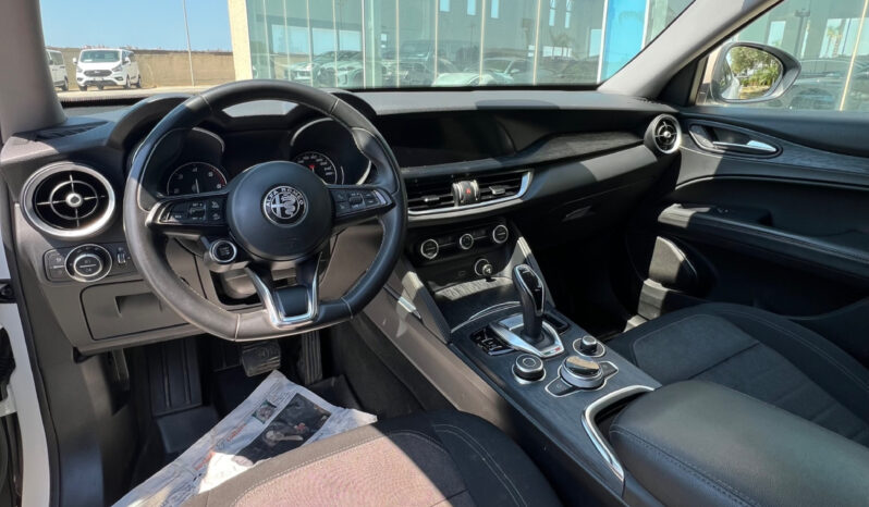 Alfa Romeo Stelvio 2.2 Turbodiesel 160 CV AT8 RWD Business pieno