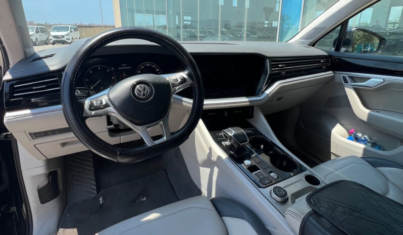 Volkswagen Touareg 3.0 V6 tdi Advanced R-Line Exterior 231cv tiptronic pieno