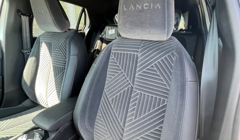 Lancia Ypsilon Hybrid e-DCT LX 1.2 – possibilità noleggio no scoring pieno
