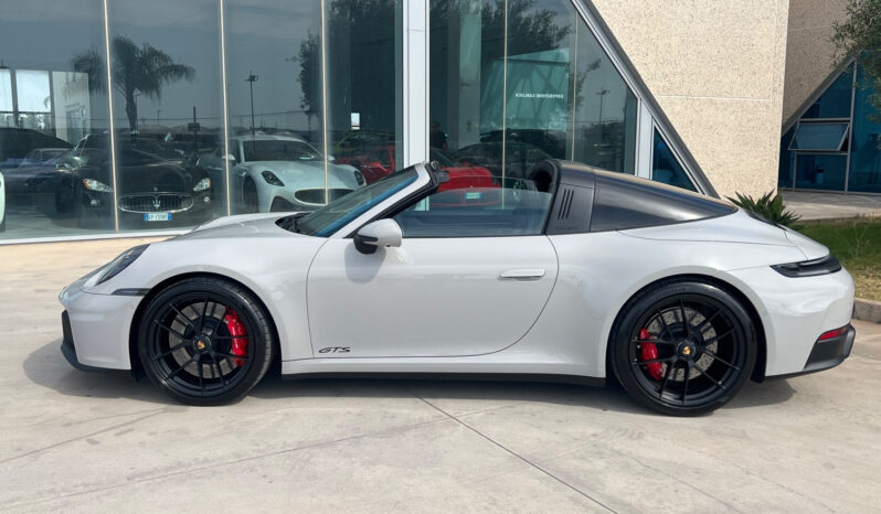 Porsche 911 992 Targa 3.6 4 GTS 541CV auto – possibilità noleggio no scoring pieno