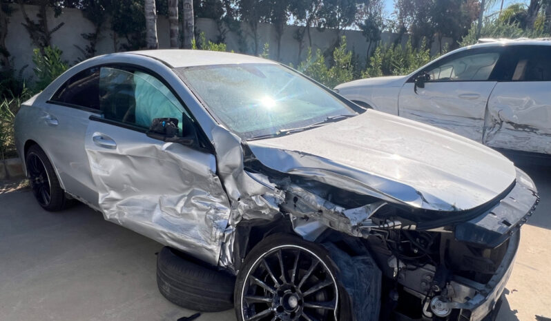 Mercedes-benz CLA 200d Premium – AUTO INCIDENTATA pieno