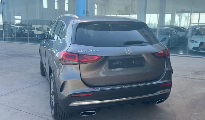 Mercedes-benz GLA 200 d Automatic Premium – possibilità noleggio no scoring pieno