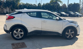 Toyota C-HR 1.8 Hybrid E-CVT Business – RISERVATA A OPERATORI DEL SETTORE – AUTO INCIDENTATA pieno