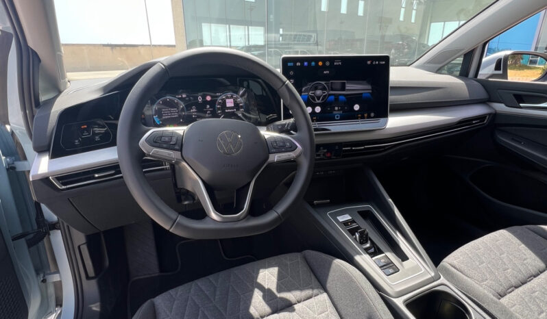 Volkswagen Golf 1.5 eTSI 115 CV DSG Edition Plus – possibilità noleggio no scoring pieno
