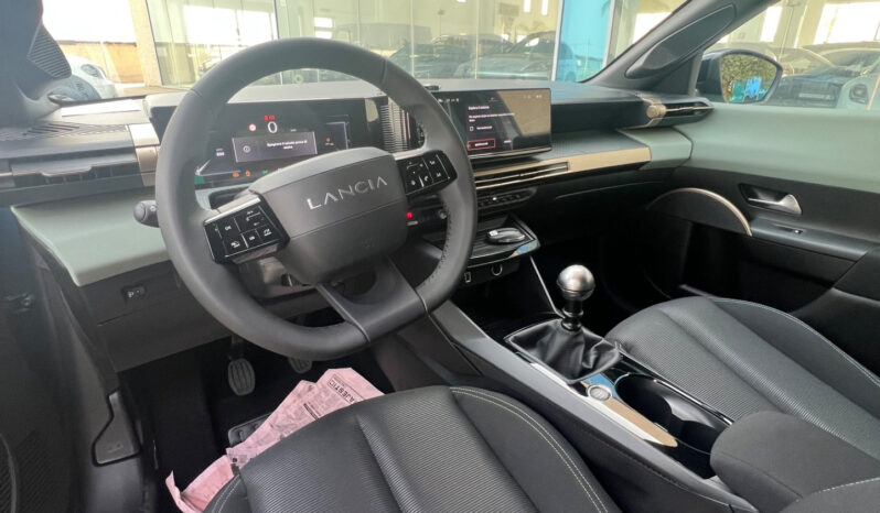 Lancia Ypsilon 1.2 turbo 100CV – possibilità noleggio no scoring pieno
