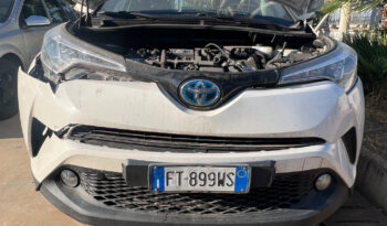 Toyota C-HR 1.8 Hybrid E-CVT Business – RISERVATA A OPERATORI DEL SETTORE – AUTO INCIDENTATA pieno