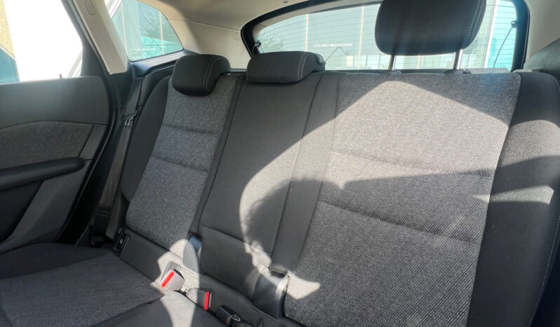 Bmw 218d Active Tourer pieno