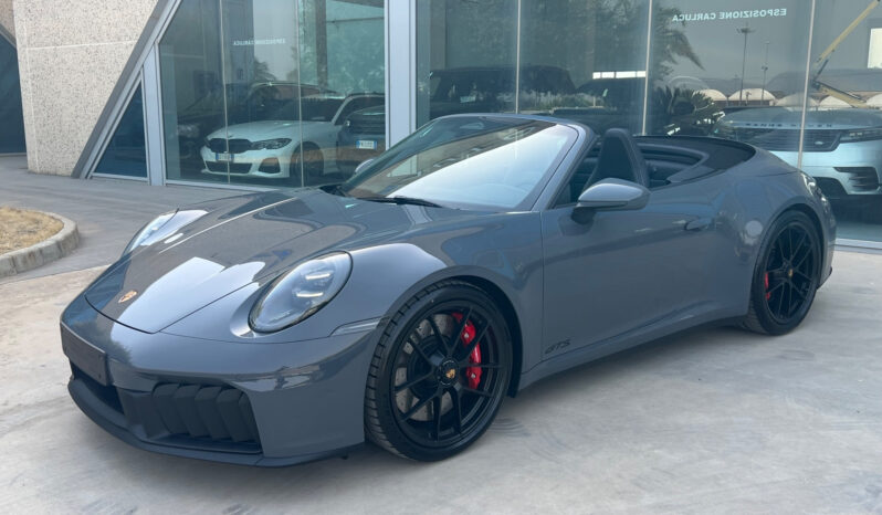 Porsche 911 Carrera 4 GTS Cabriolet – possibilità noleggio no scoring pieno