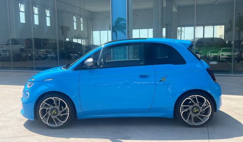 FIAT 500e ABARTH Scorpionissima 42KWh pieno